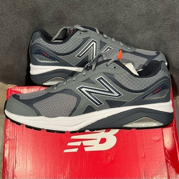 New Balance Women’s Running Shoes Size 9.5 - Picture 3 of 13